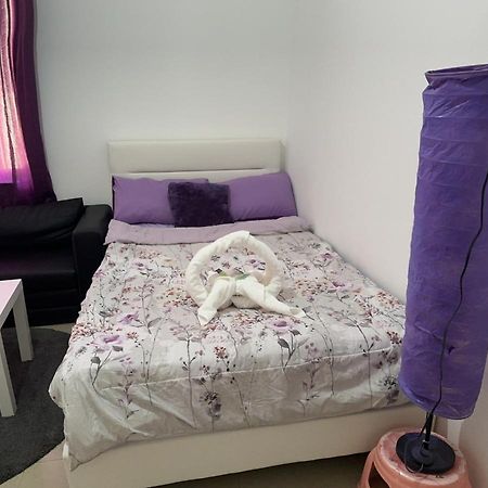 The Purple Place Apartman Abu Dzabi Kültér fotó