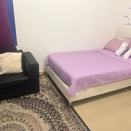 The Purple Place Apartman Abu Dzabi Kültér fotó