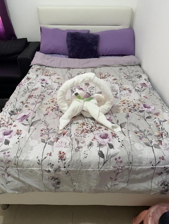 The Purple Place Apartman Abu Dzabi Kültér fotó