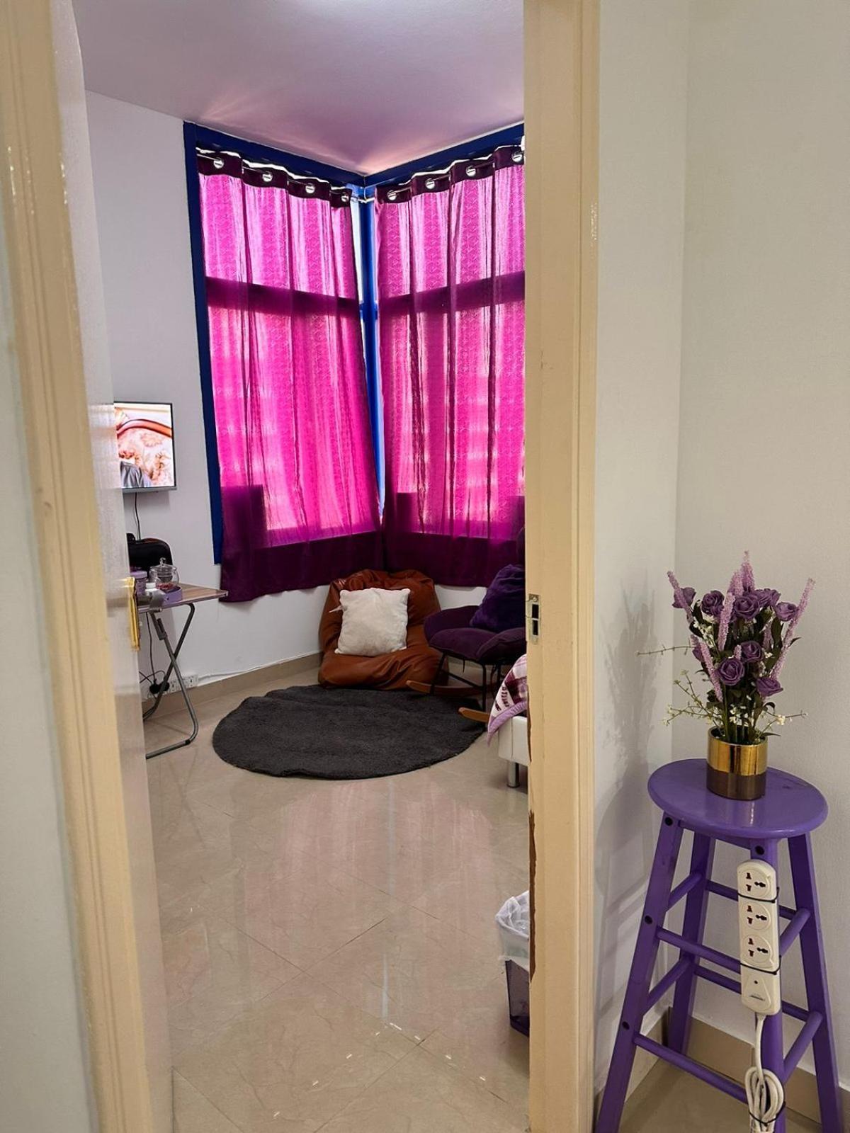 The Purple Place Apartman Abu Dzabi Kültér fotó
